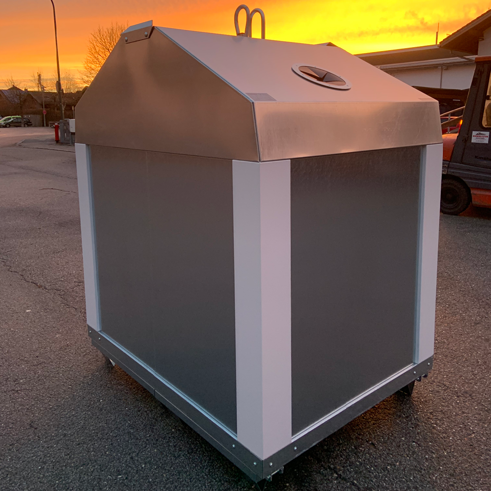 Round opening of a glass recycling container for easy disposal of waste glass