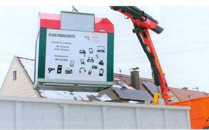 Container für Elektroaltgeräte mit Trommeleinwurf
